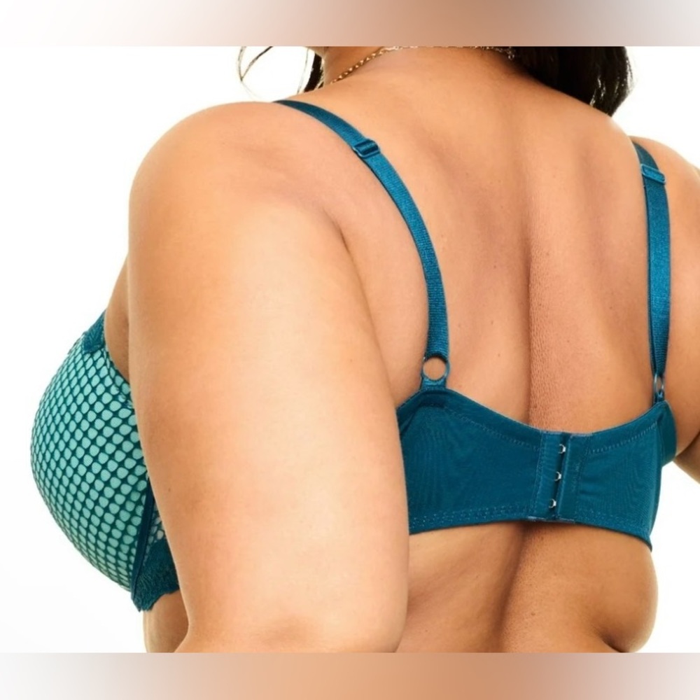 Adore Me Rubie Push Up Plus Bra - Picture 6 of 11